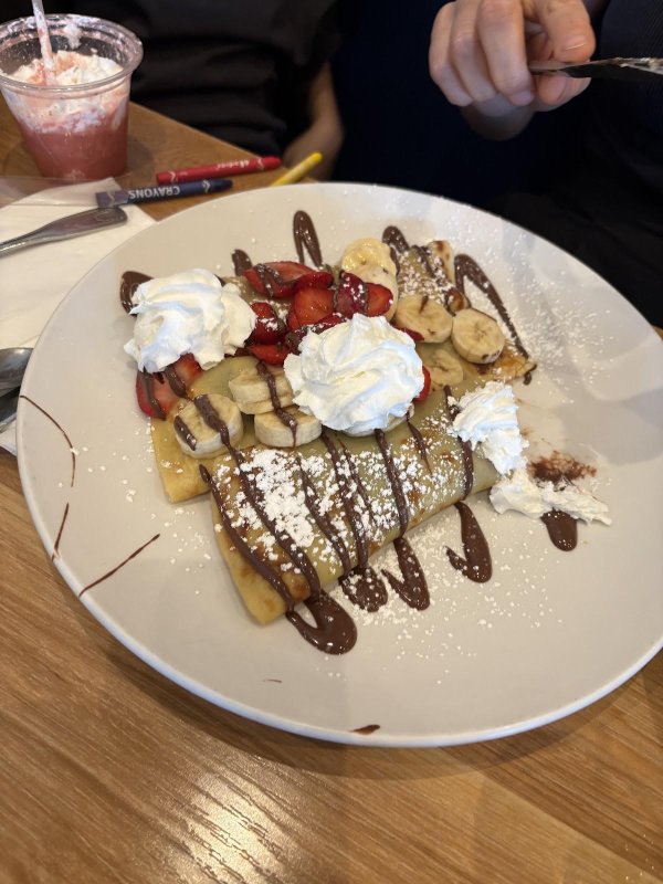 Broken Yolk Cafe