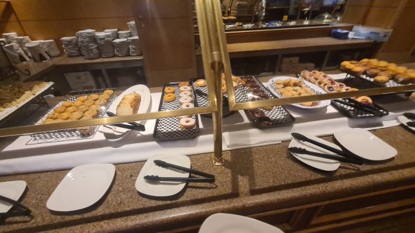 Circus Buffet