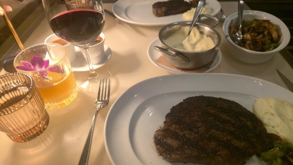 CUT by Wolfgang Puck