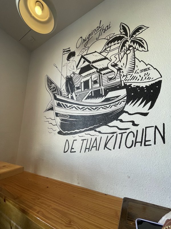 D E Thai Kitchen
