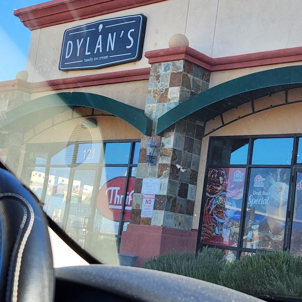 Dylan's Family Ice Cream