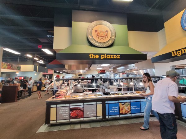 Golden Corral Buffet & Grill