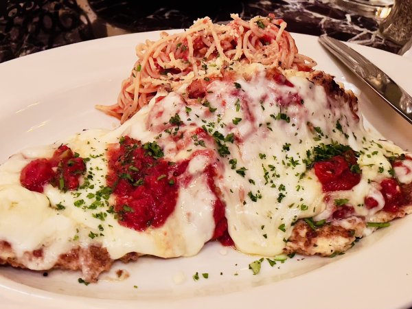 Grand Lux Cafe
