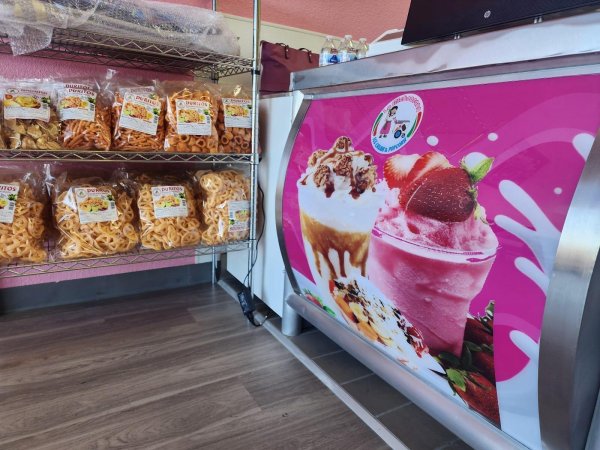 ICE CREAM LA MICHOACANA & POPCORN