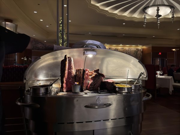 Lawry's The Prime Rib