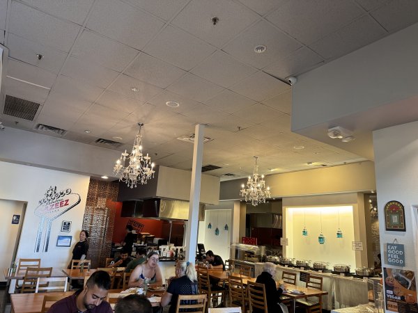 Lazeez Pakistani Indian Mediterranean Grill