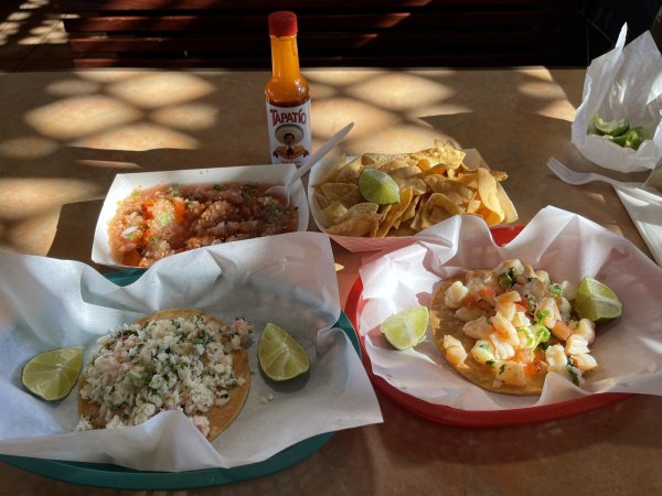 Los Tacos