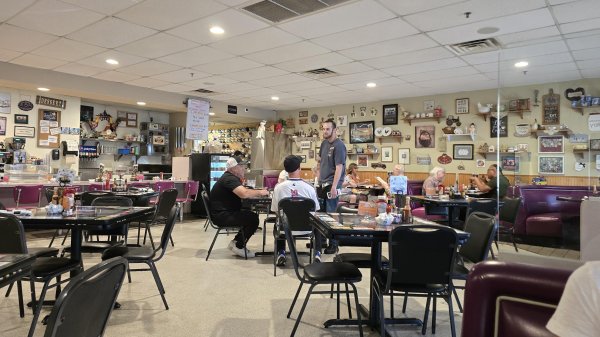 Lou's Diner
