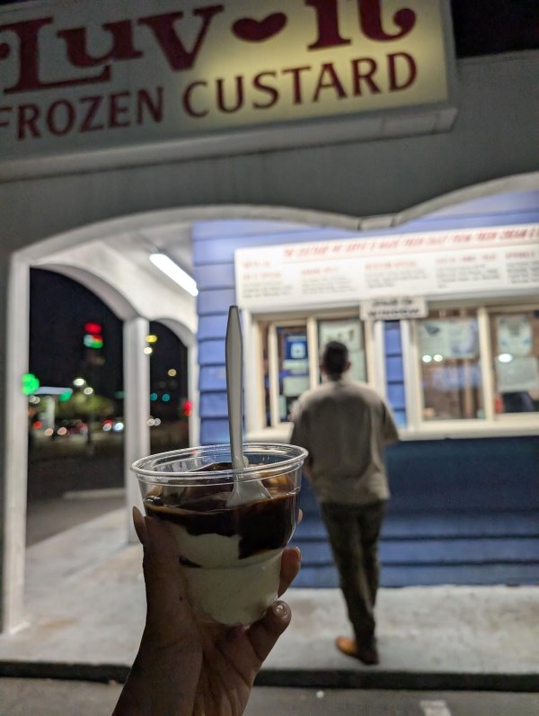 Luv-It Frozen Custard