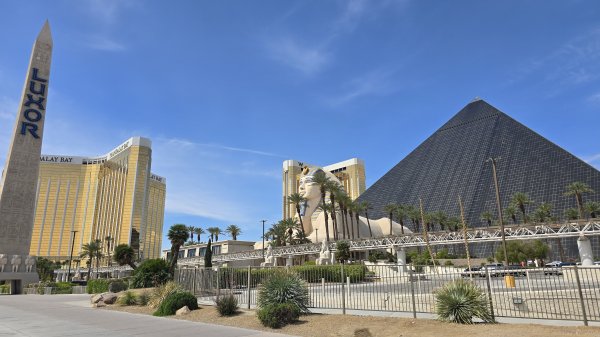 Luxor Hotel & Casino