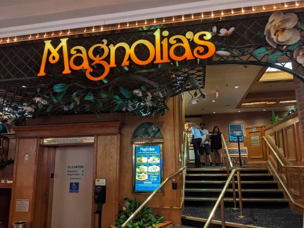 Magnolia's Veranda at Four Queens
