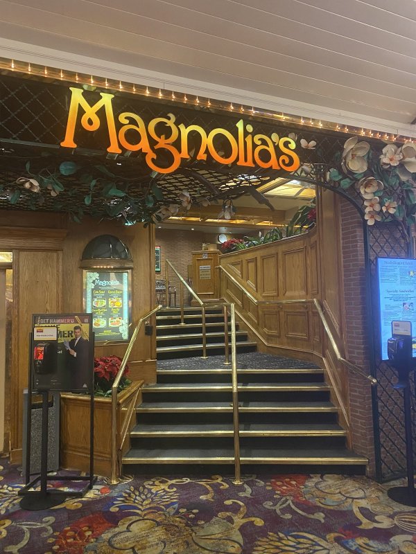 Magnolia's Veranda at Four Queens