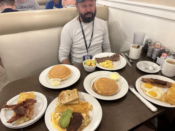 Marilyn's Cafe