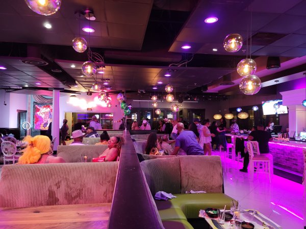 Mariposa Cocina & Cocktails
