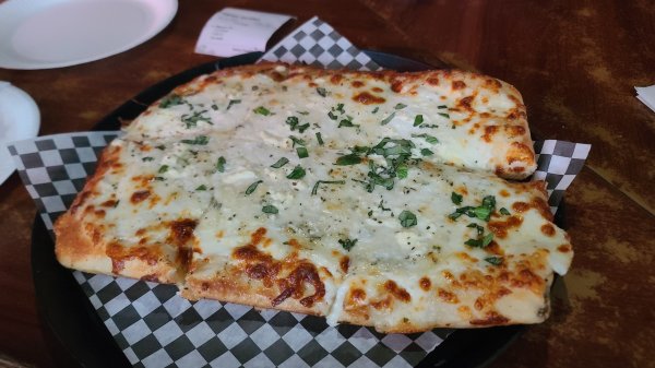 Naked City Pizza Paradise