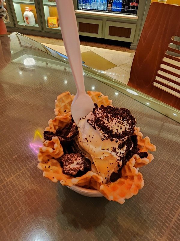 Nielsen’s Frozen Custard
