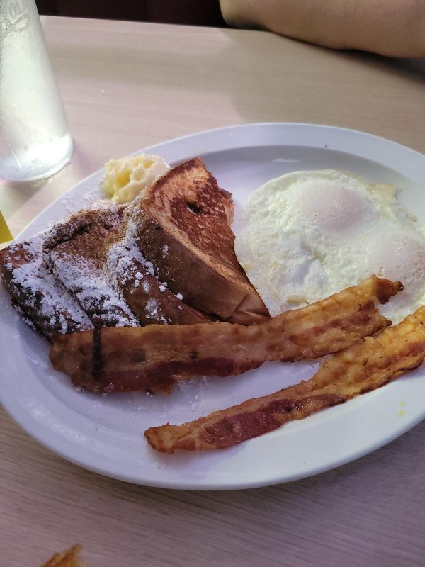 Omelet House 50’s Diner