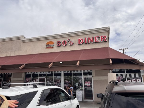 Omelet House 50’s Diner