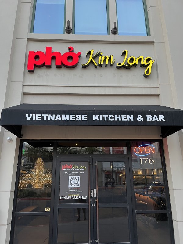 Pho Kim Long at Town Square - Vietnamese Kitchen & Bar