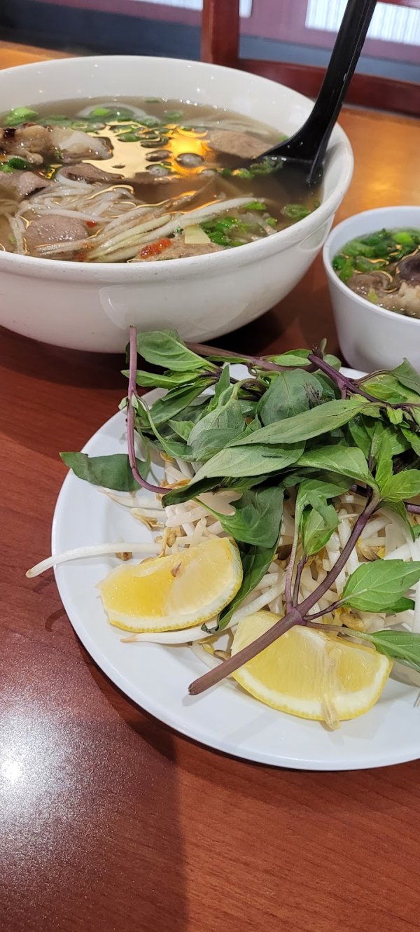 Pho Mai Mai Restaurant