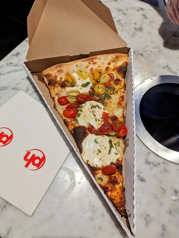 Pin-Up Pizza