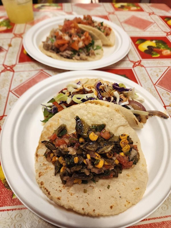 Pinches Tacos
