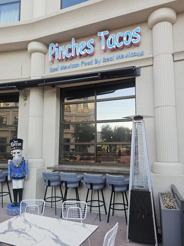 Pinches Tacos
