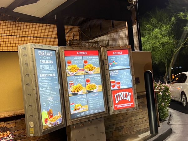 Raising Cane's Chicken Fingers