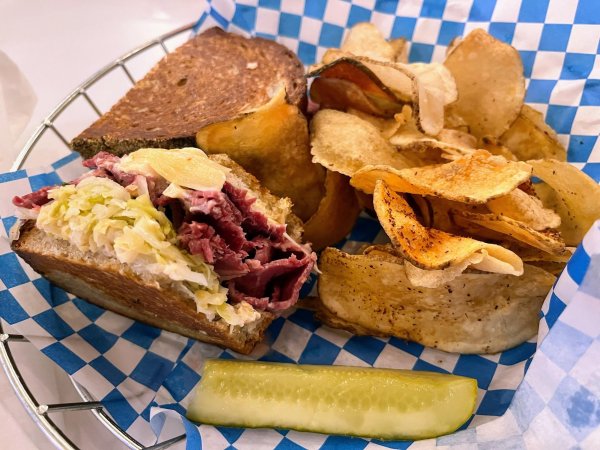 Saginaw's Delicatessen