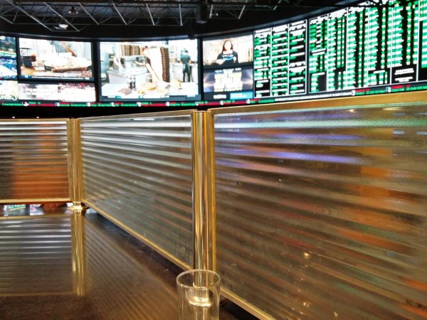 SuperBook Deli