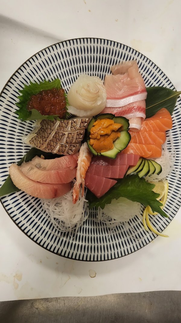 SUSHI TANUKI