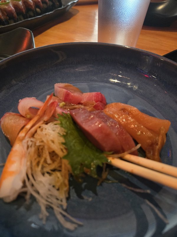 SUSHI TANUKI