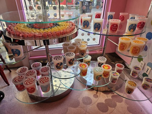 SWEET SIN Bakery & Cafe at The LINQ Promenade