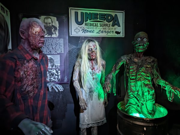 Tom Devlin's Monster Museum