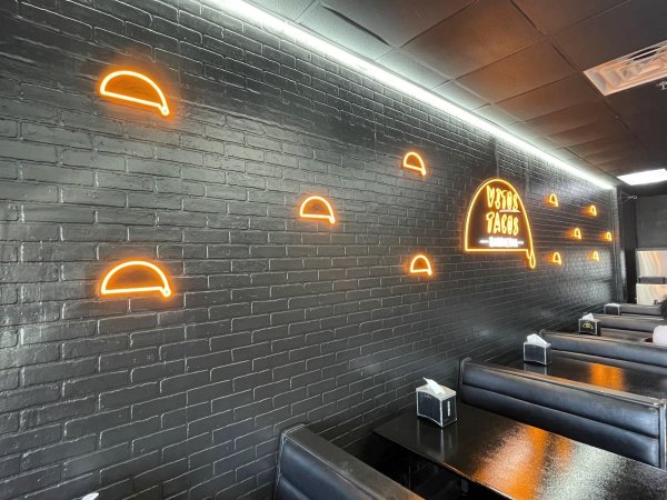 Vitos Tacos