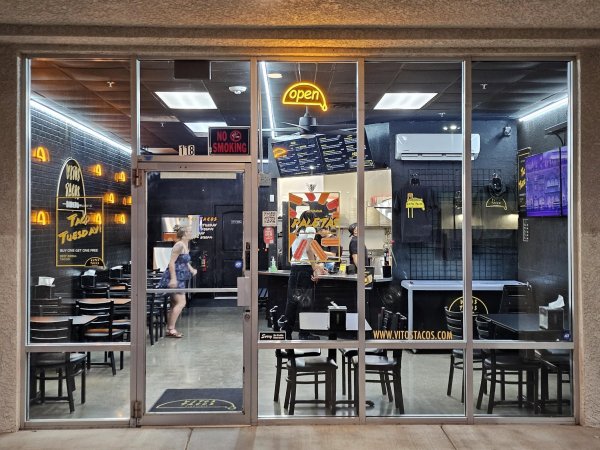 Vitos Tacos