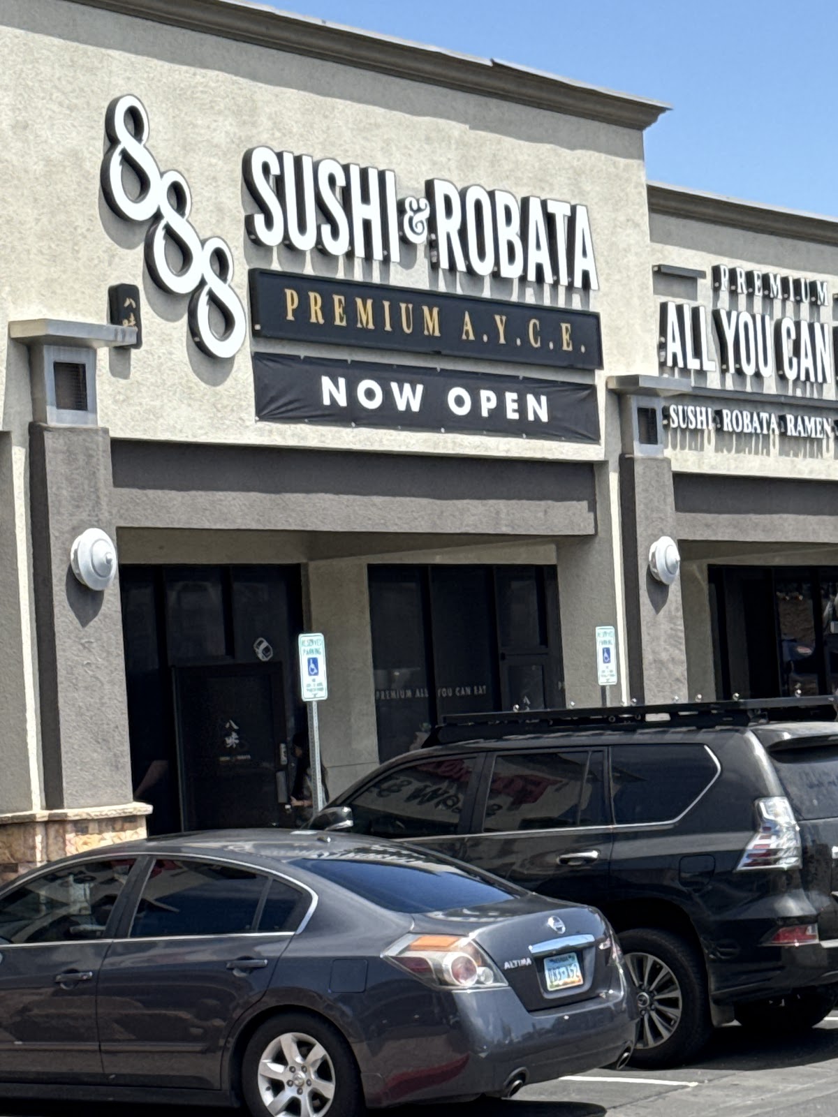 888 Sushi and Robata