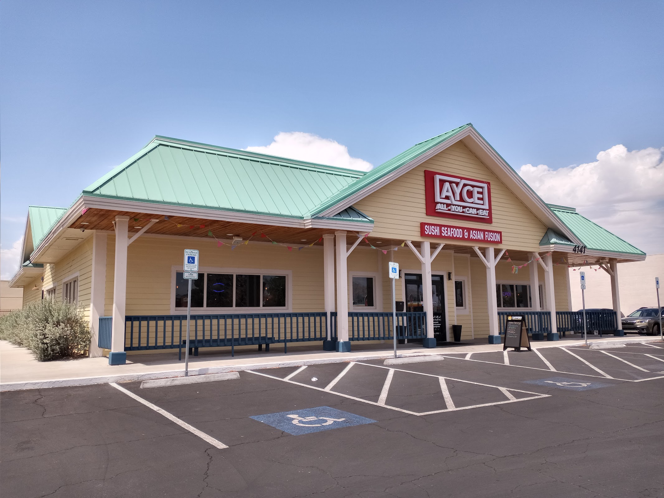 AYCE sushi & asian fusion