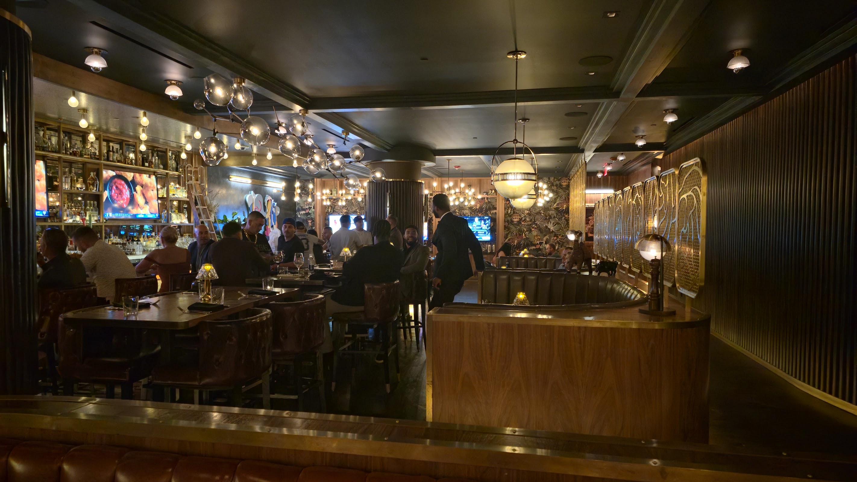 Barry's Downtown Prime