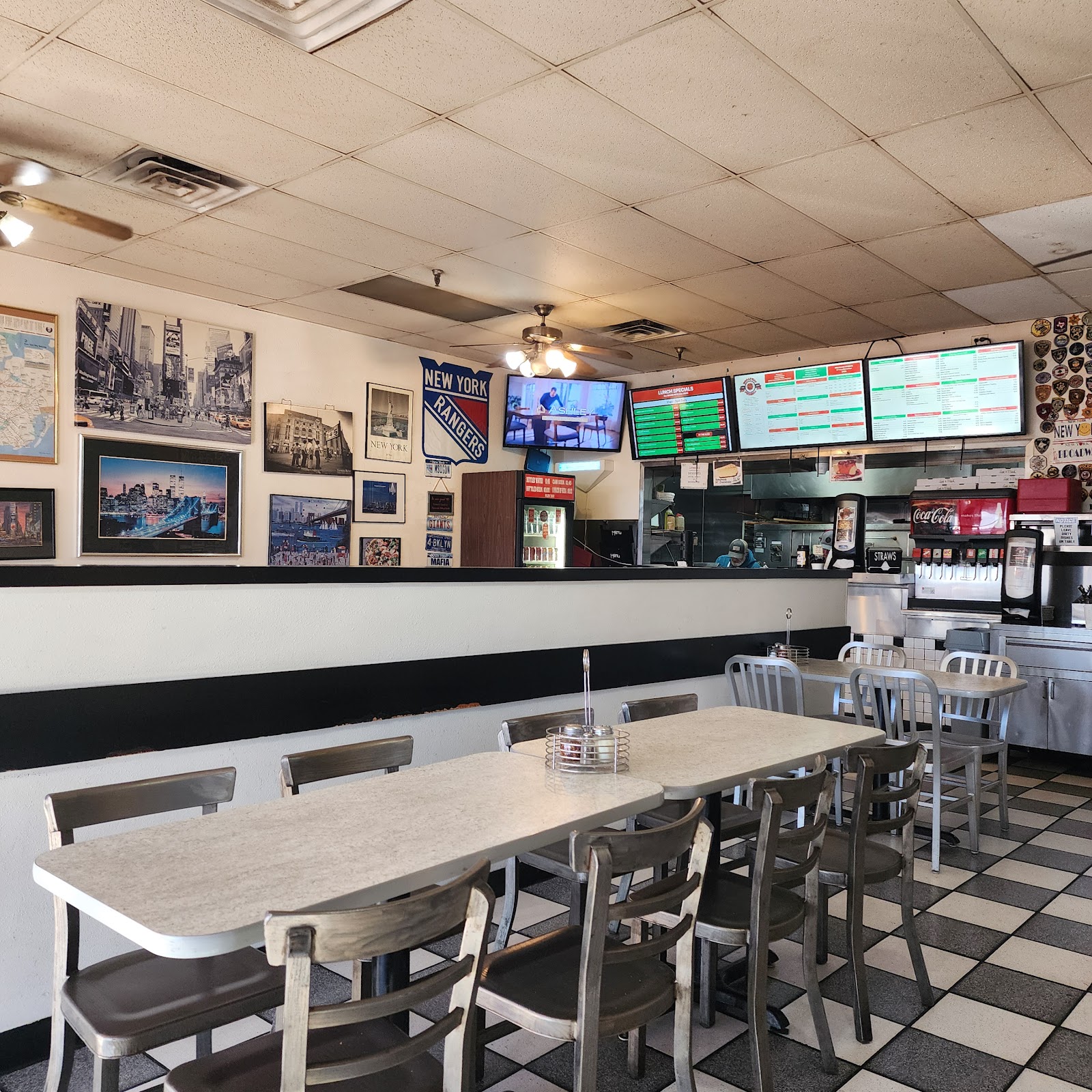 Broadway Pizzeria