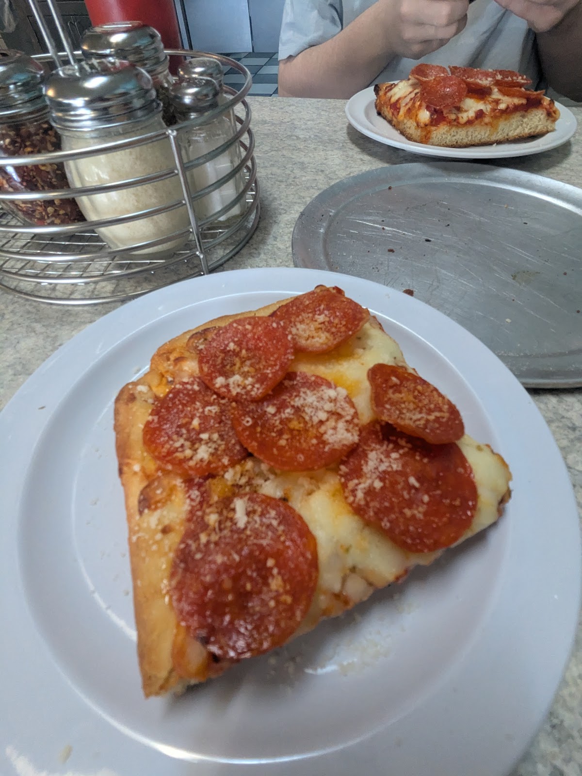 Broadway Pizzeria