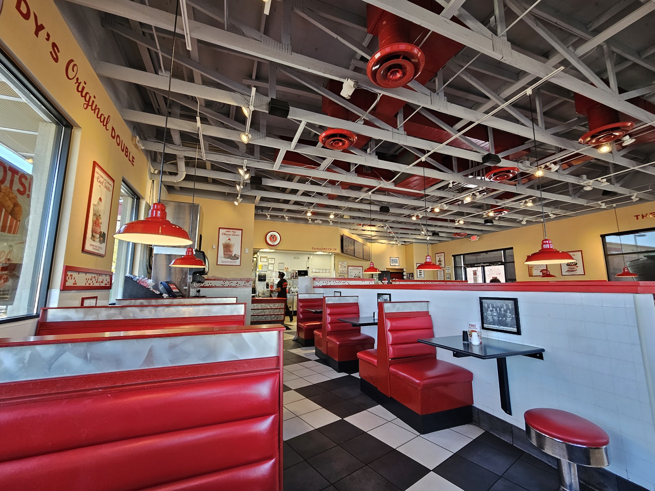 Freddy's Frozen Custard & Steakburgers