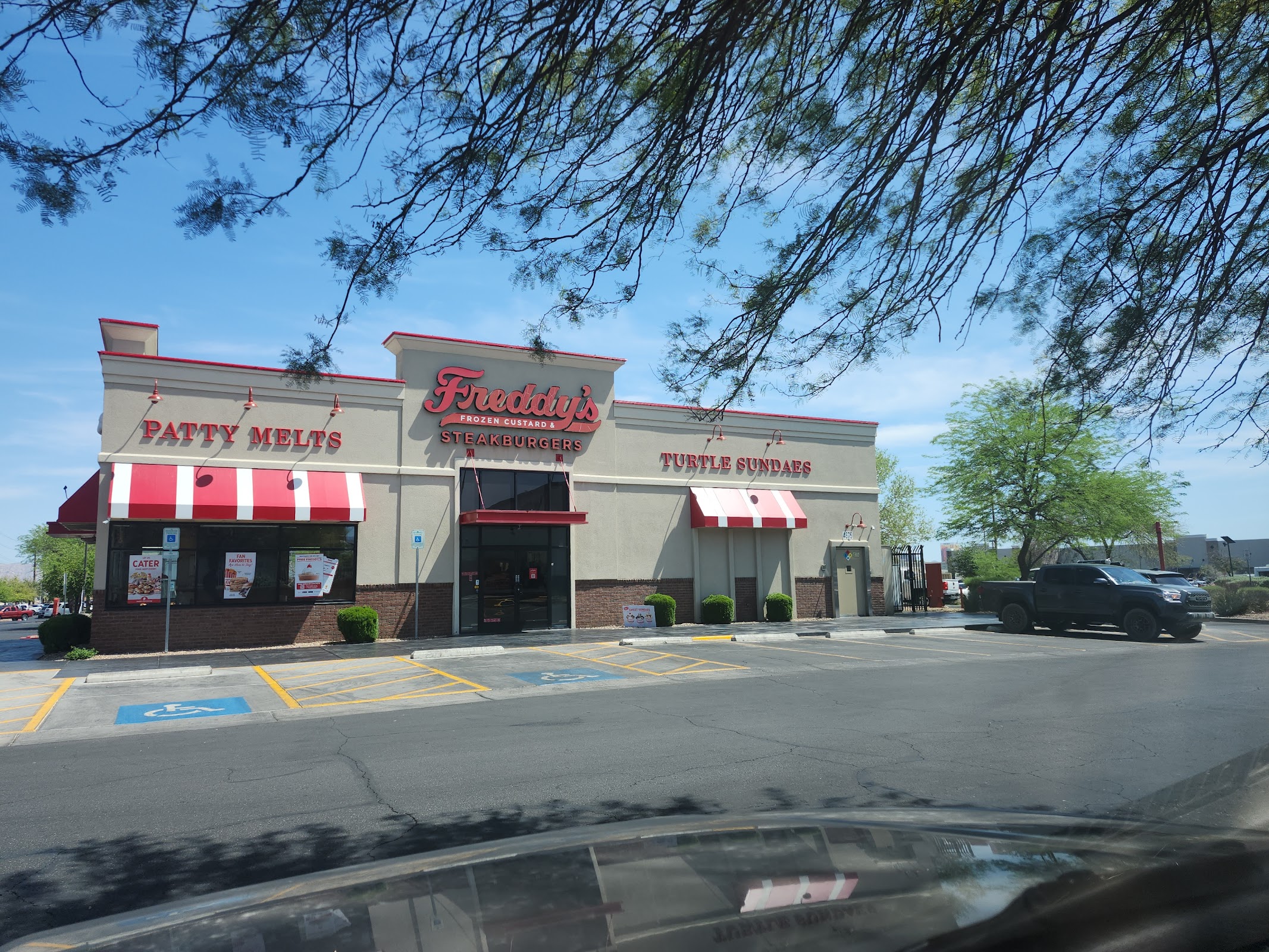 Freddy's Frozen Custard & Steakburgers