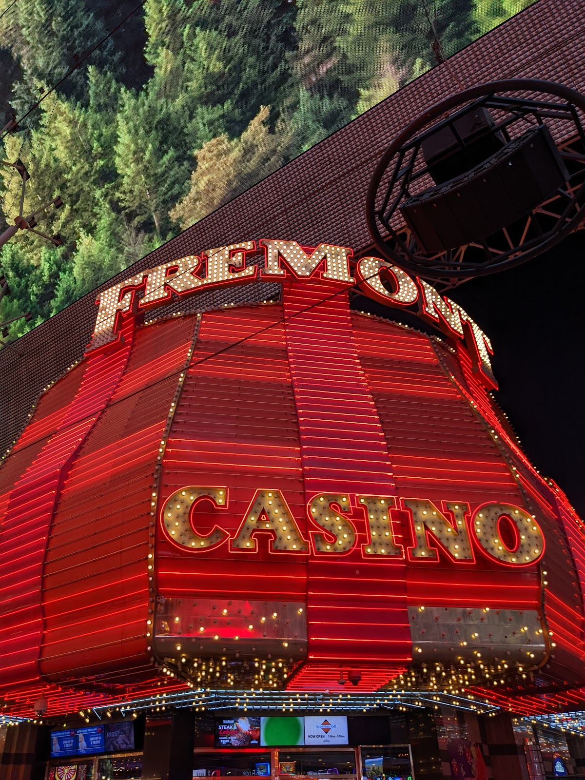 Fremont Hotel & Casino