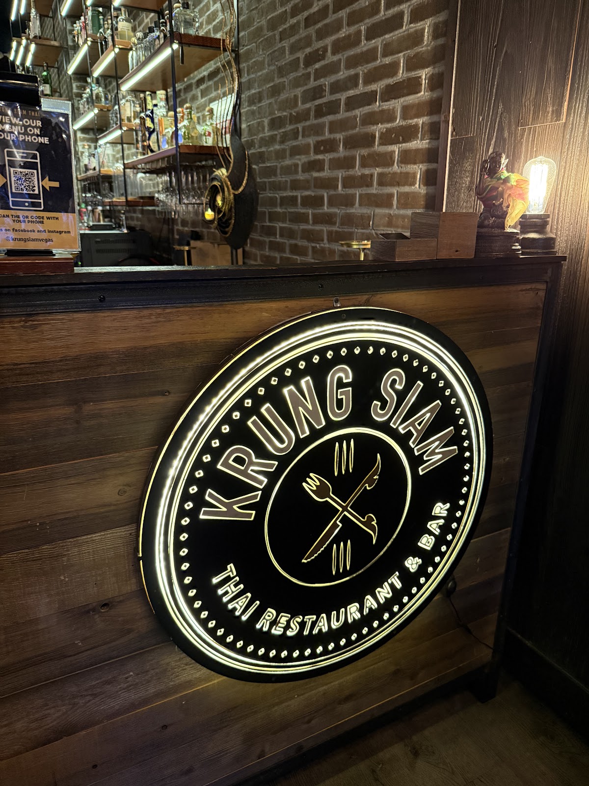Krung Siam Thai Restaurant & Bar