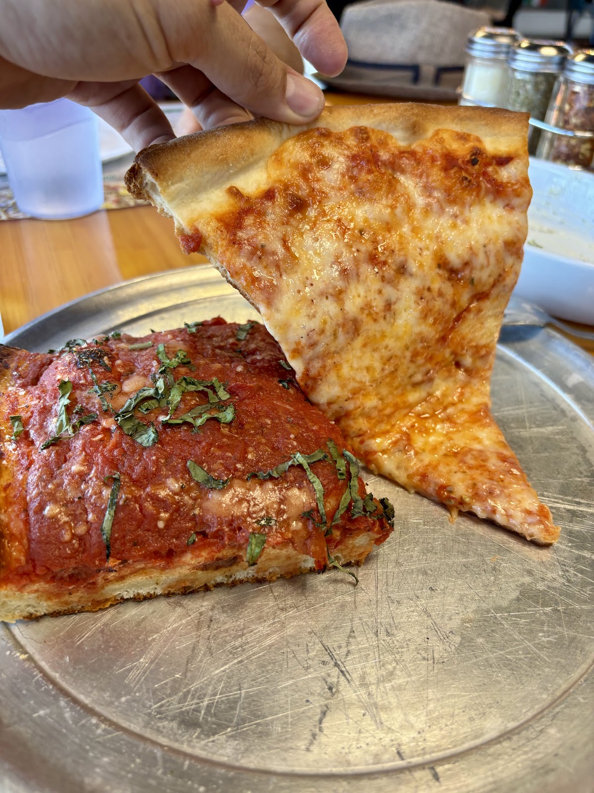 Lucino’s Pizza