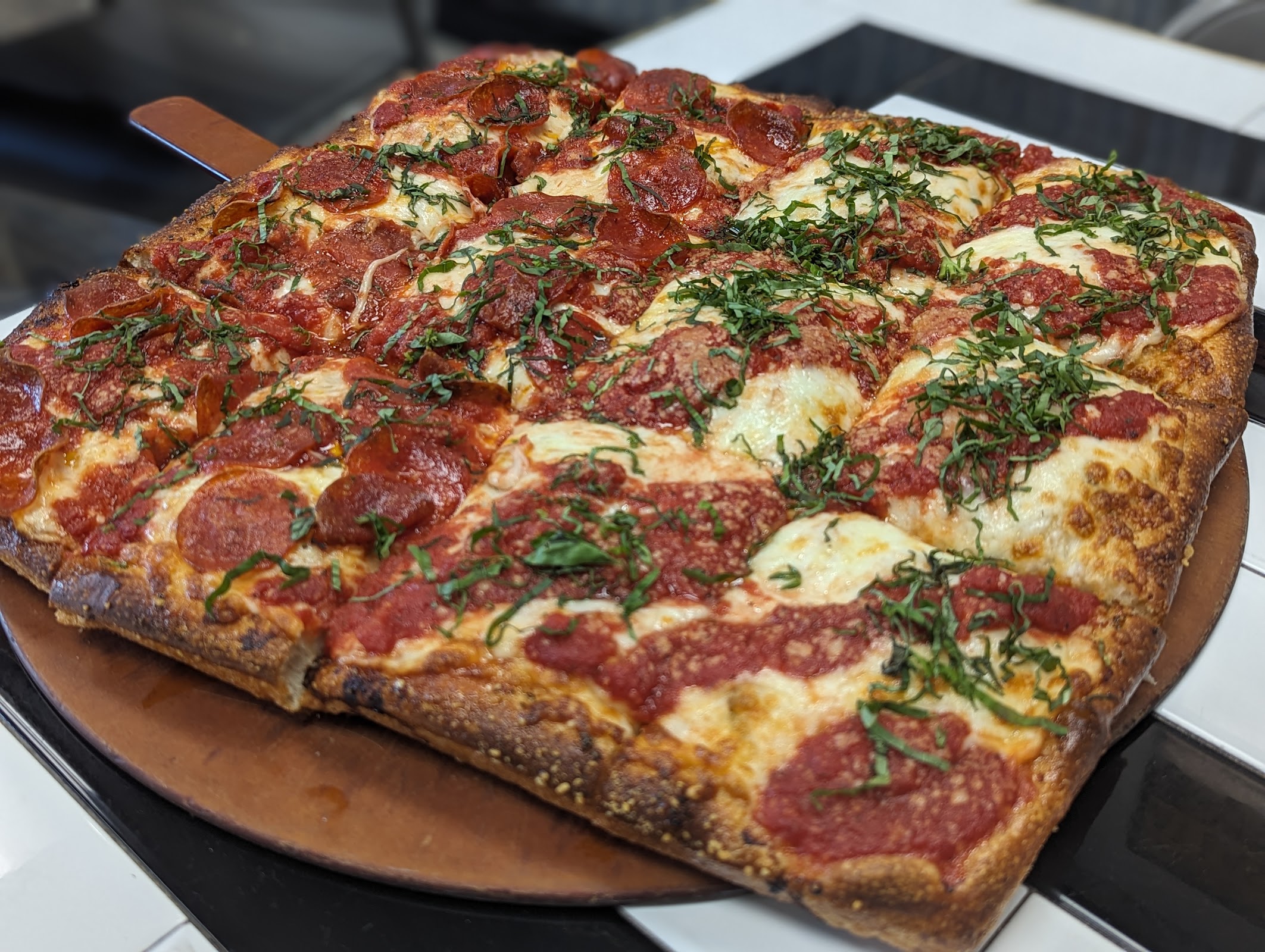 Lucino’s Pizza