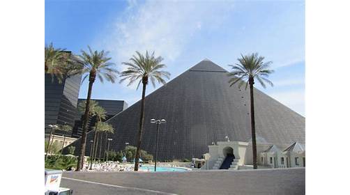 Luxor Hotel & Casino