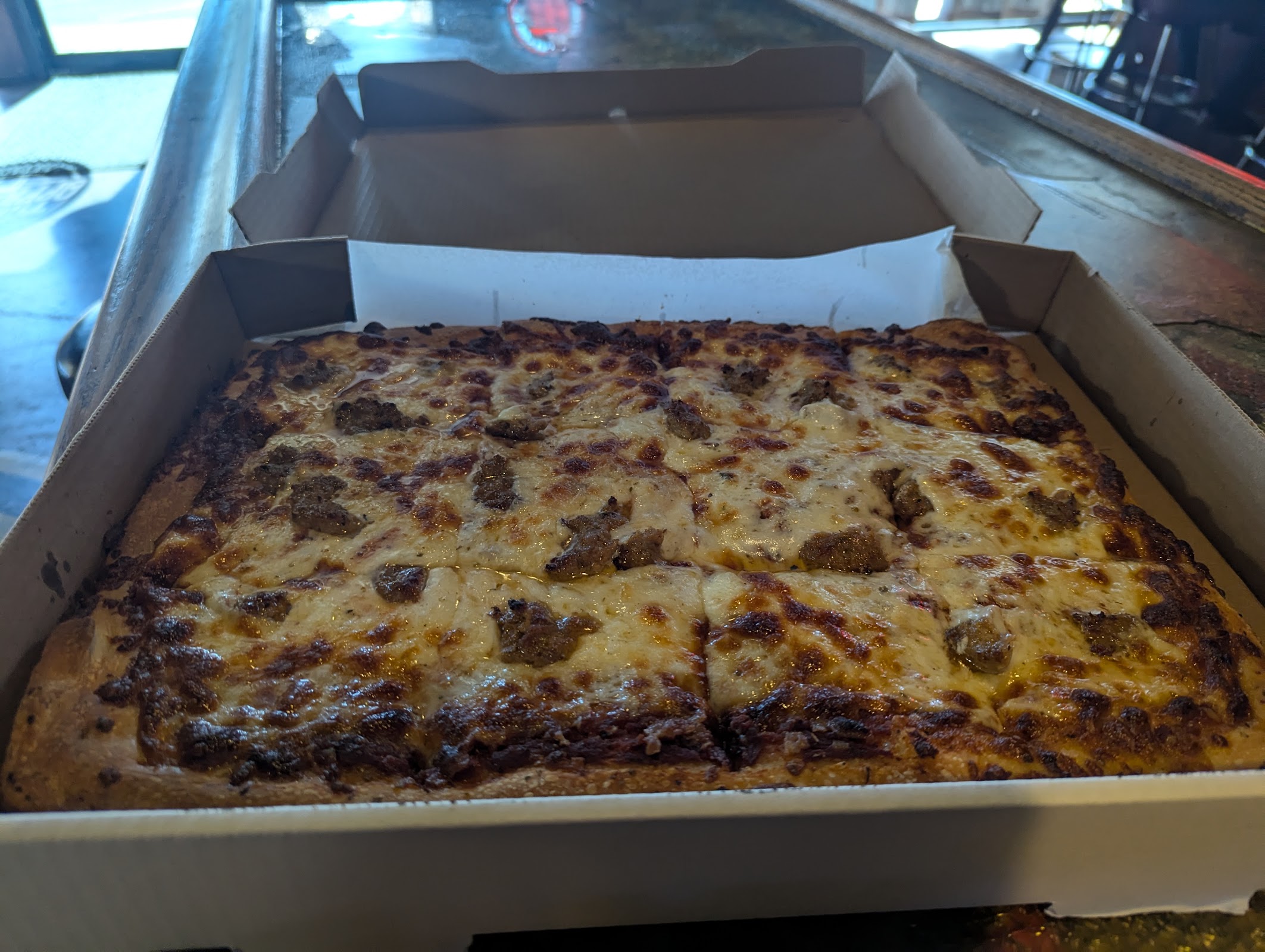 Naked City Pizza Paradise