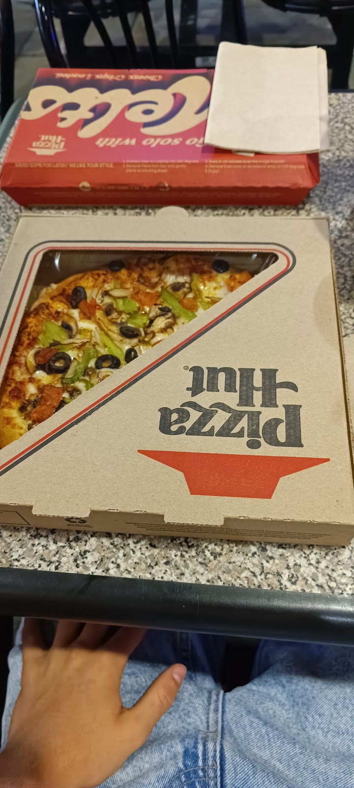 Pizza Hut